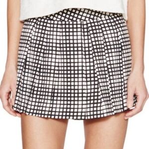 L’agence Check Print Pleated Skort 💕